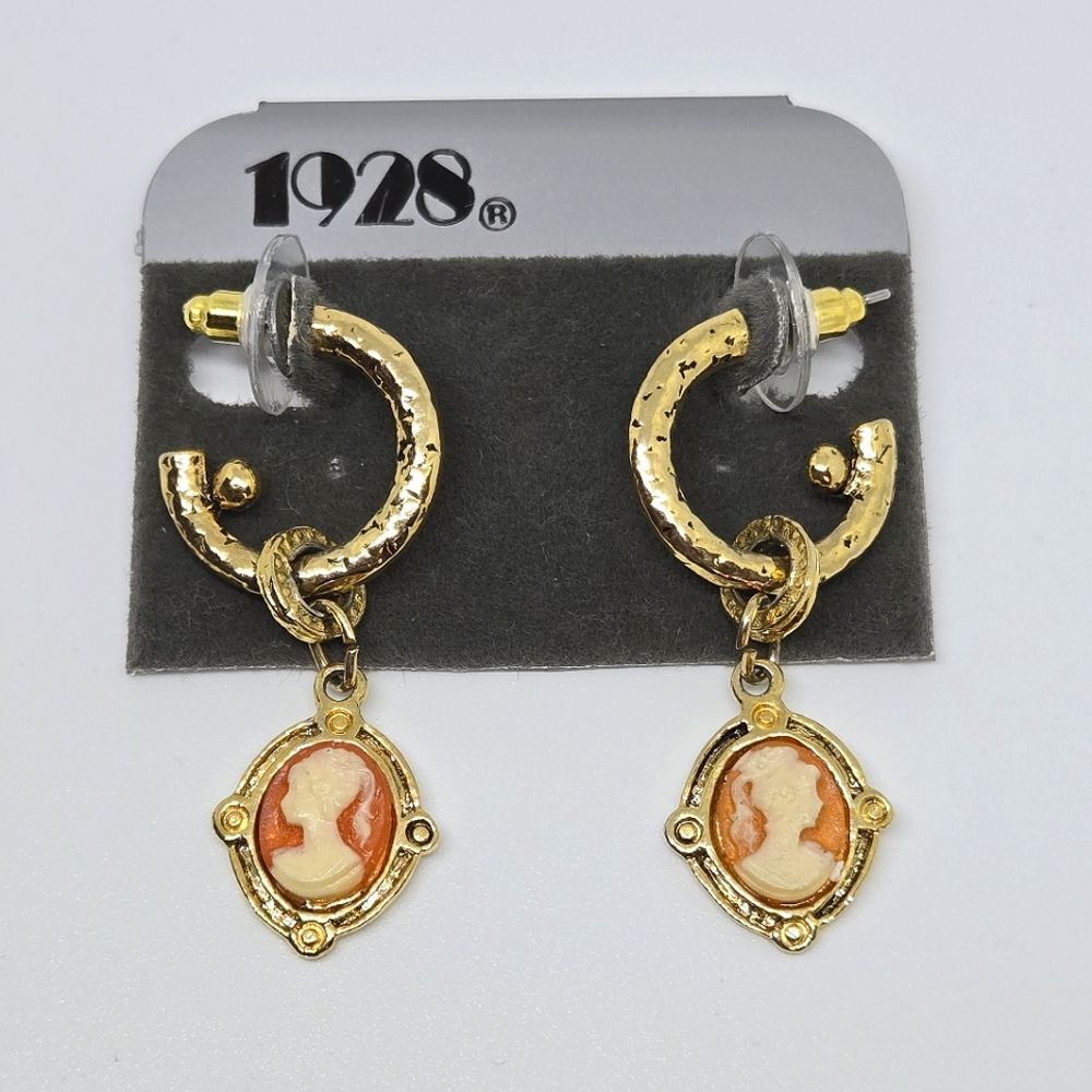 1928 Vintage Cameo Gold Hoop Earrings NEW NWT Victorian Revival Steampunk 1920s